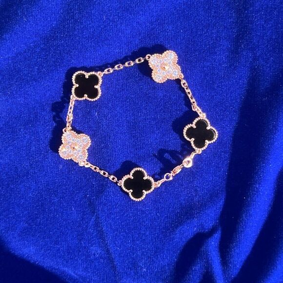 Lucky Alhambra Clover Bracelet Rose Gold Black Stones With Logo - Picture 2 of 11